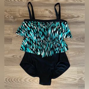 Maxine of Hollywood One Piece Swimsuit Strapless Convertible Womens size 12 Swim